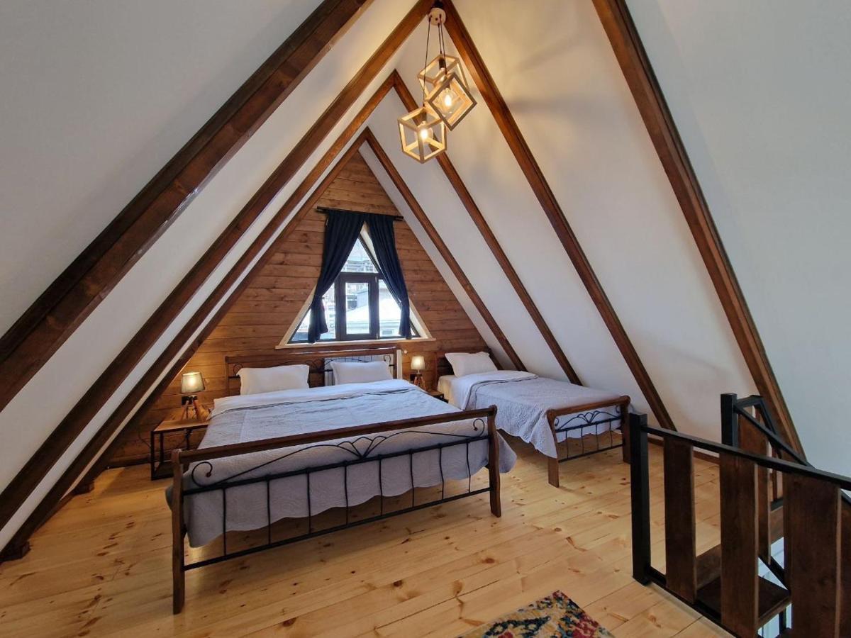 Kazbegi Hut Cottage المظهر الخارجي الصورة